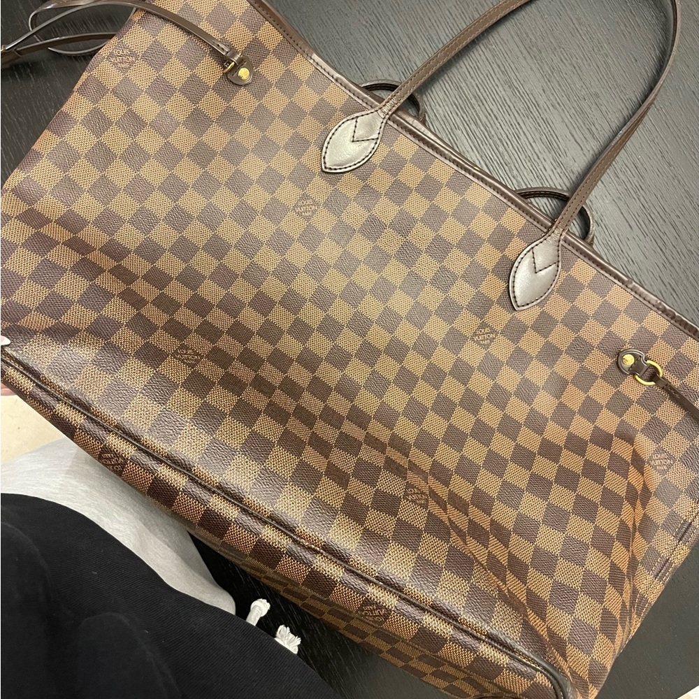 Louis Vuitton Neverfull GM - Picture 11 of 15